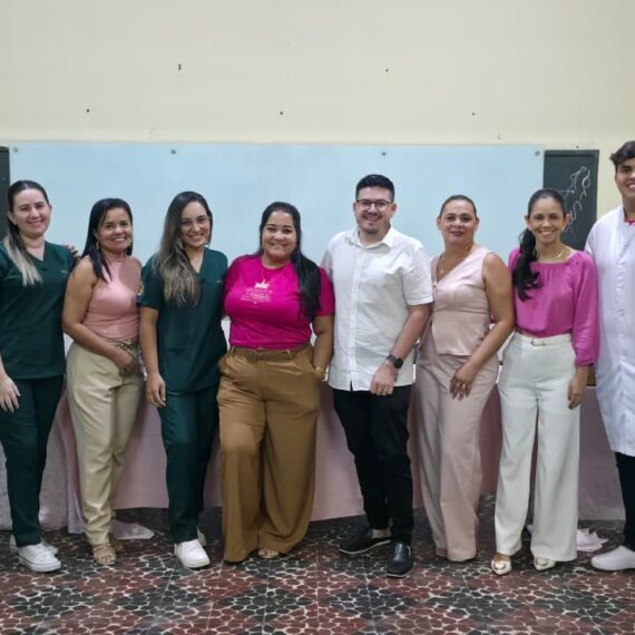 FASVIPA encerra Outubro Rosa com ação de saúde e conscientização promovida por alunos de Enfermagem